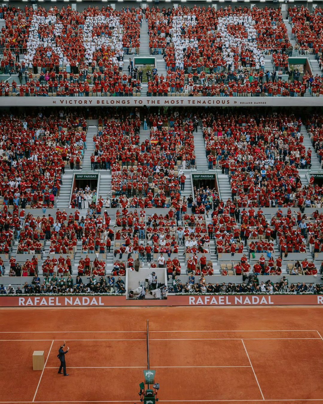 包含国际比赛日巴塞罗那防线松动——德国杯节点到来，信心回归，临场指挥获称赞的词条九游体育APP